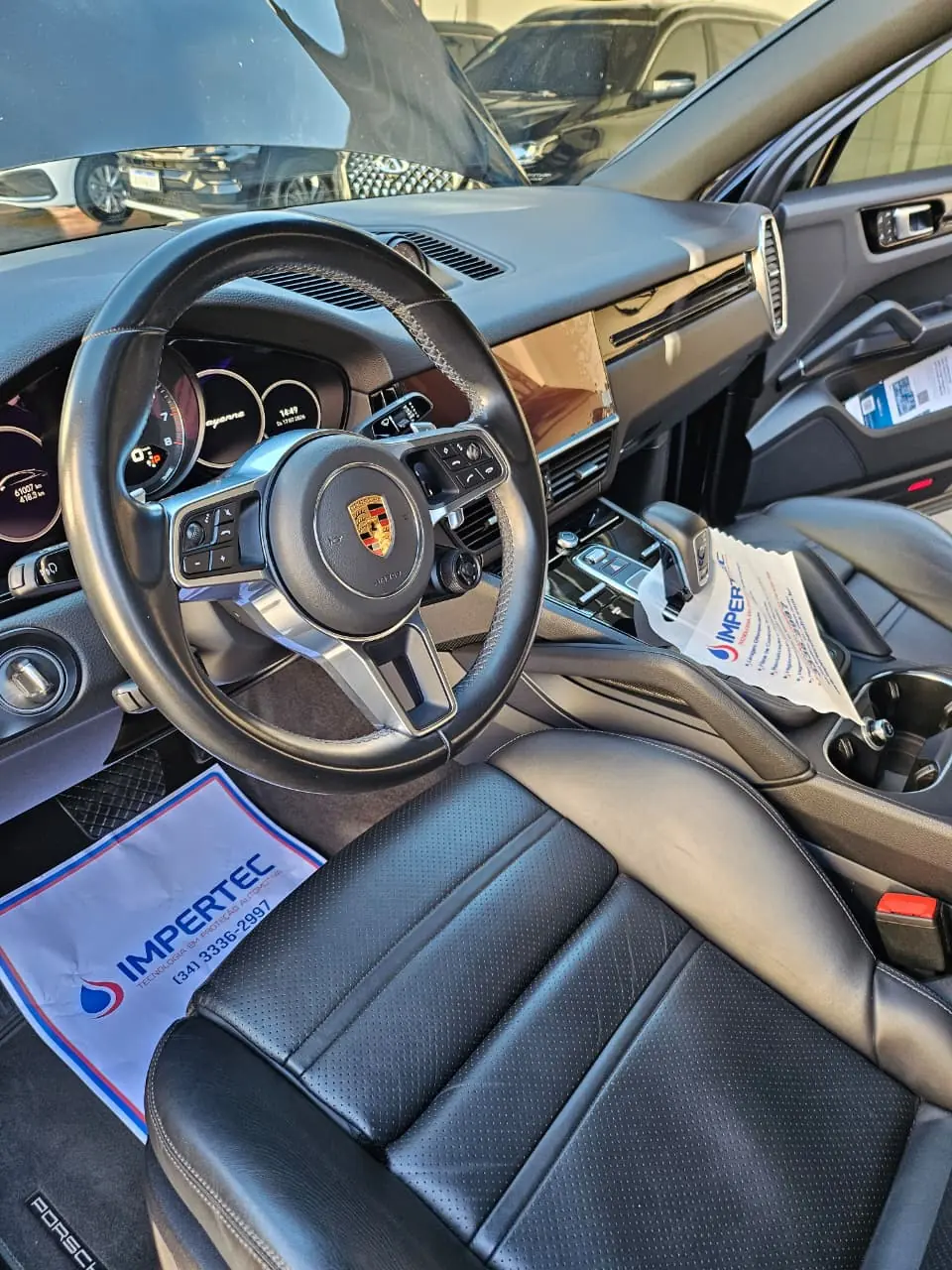 Impermeabilização de bancos de couro em Porsche na Impertec Uberaba